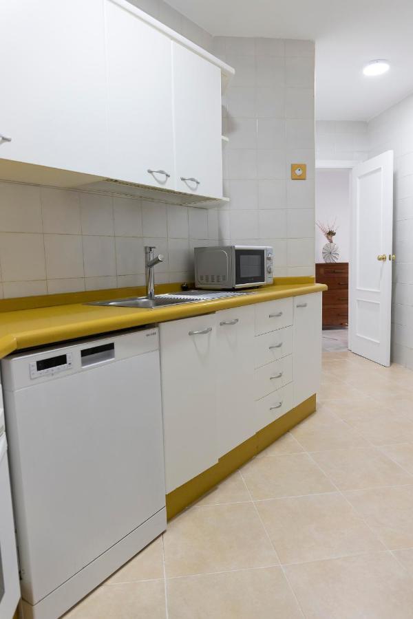 Titan, Edificio Hipercor, Con Parking Apartment Huelva Exterior foto